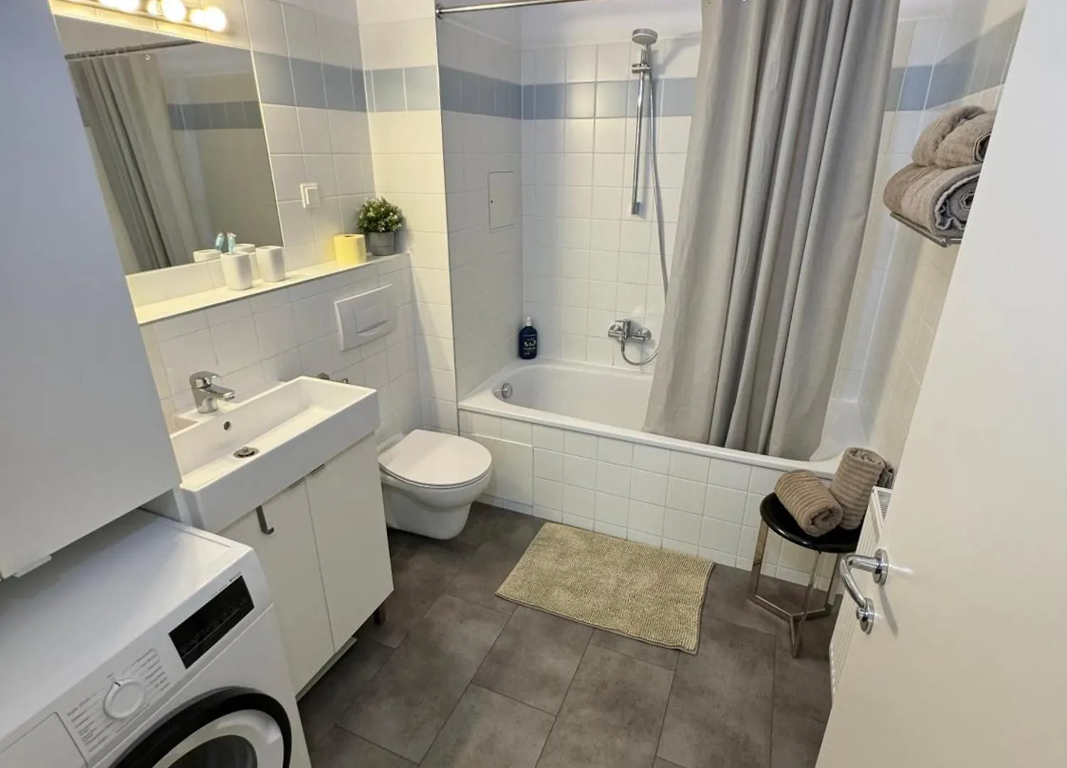 Vienna Apartment Gutarra II