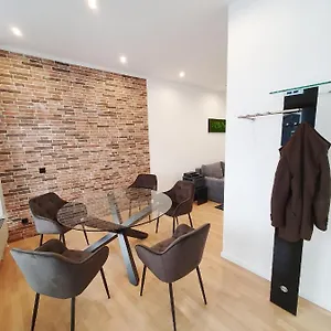 Apartment Modernes, Stilvolles Eingerichtetes Loft, Wien